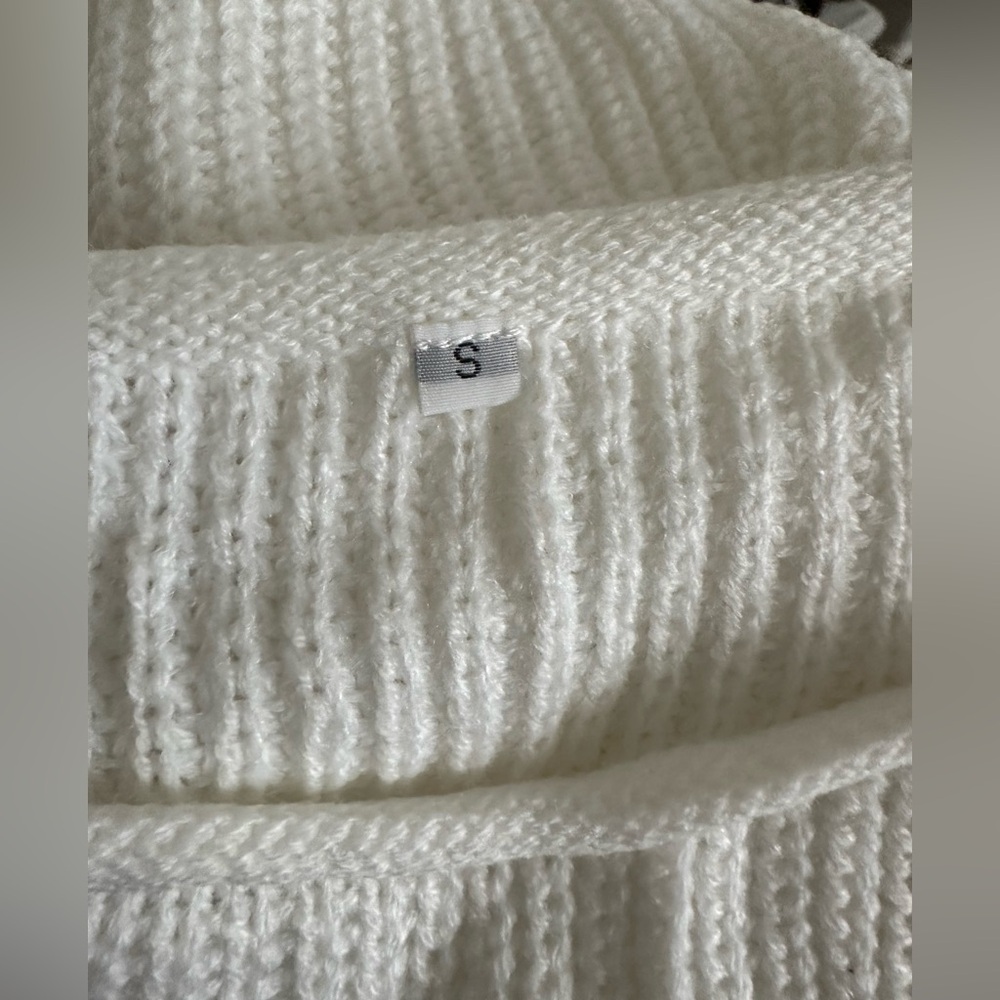 Knitted Top - Picture 6 of 8